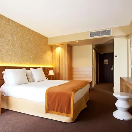 Golden Tulip Le Paradou Avignon