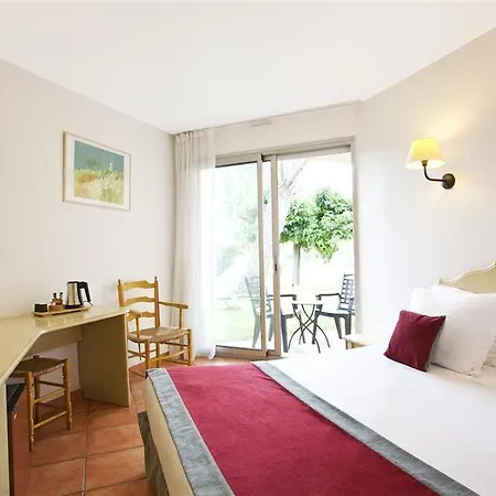 Golden Tulip Le Paradou Hotel