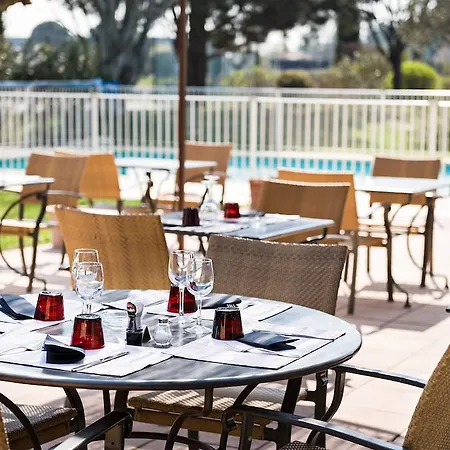 Hotel Golden Tulip Le Paradou